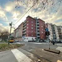 Stanza in condivisione fronte metropolitana-ZARA