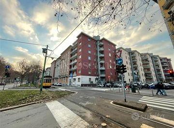 Stanza in condivisione fronte metropolitana-ZARA