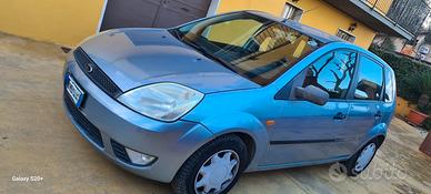 Ford Fiesta 2004