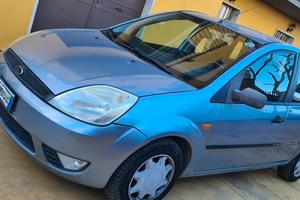 Ford Fiesta 2004