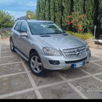 Mercedes ML 320 4 matic 