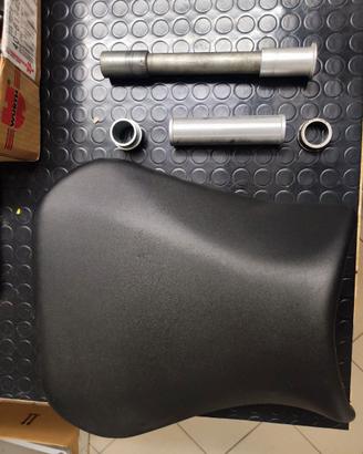 Perno distanziali e sella per Suzuki Gsx-r K4 k5