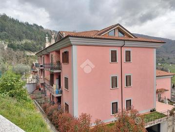 4 LOCALI A SALZA IRPINA