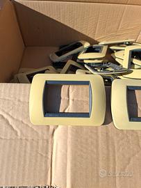 placche per prese Biticino in metallo