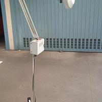 Lampada con lente ingrandimento 