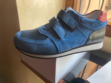 Sneaker con supporto plantare