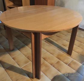 Tavolo rotondo in legno apribile