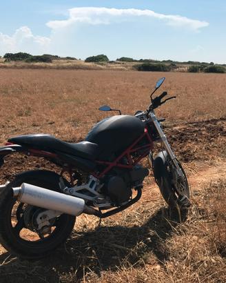 Ducati monster 600 Dark 29 mila km