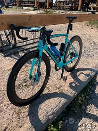 Bianchi oltre xr4 disc Taglia 55