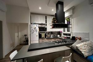 Casa curata e ristrutturata con grande giardino