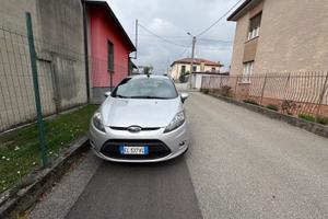 Ford fiesta 2012 full titanium