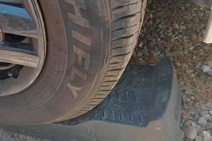 4 Gomme per camper o furgoni 