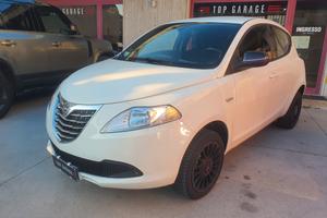 Lancia Ypsilon 0.9 TwinAir 85 CV 5 porte Metano Ec
