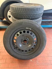 Set 4 pneumatici invernali Audi Q3