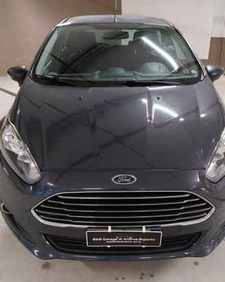Ford Fiesta 1.5 TDCi 75CV 5 porte Business - ok ne