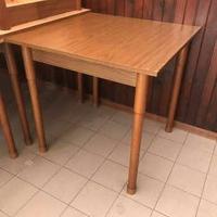 SOSPESO -N° 10 TAVOLI 80x80 CM COLOR NOCE 50 SEDIE