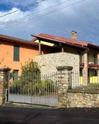 Immobile in asta di 1759 m² con 2 locali e box aut