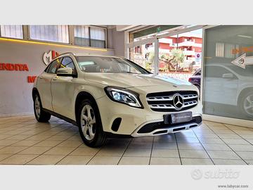 MERCEDES-BENZ GLA 180 Executive AUTOMATICA