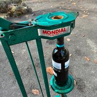 Tappa bottiglie Mondial