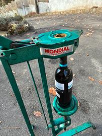 Tappa bottiglie Mondial