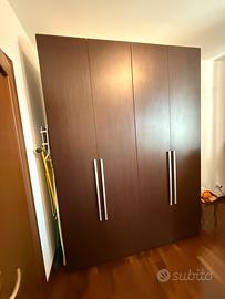 Armadio 4 ante capiente