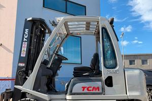 Carrello elevatore diesel TCM (nissan) 25 quintali