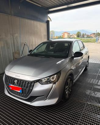 Peugeot 208 allure pack 100 cv