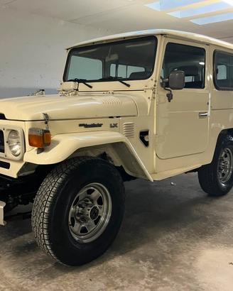 Toyota bj42 LX