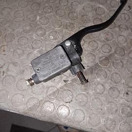 pompa freno anteriore malaguti