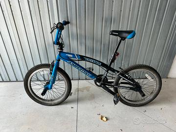 Bici Bmx. SOLO CHAT SUBITO. Niente Whatsapp.