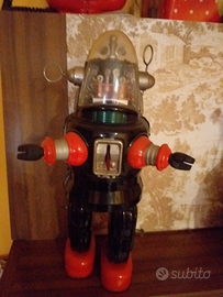 Robot in latta anni 50 roby robot nomura