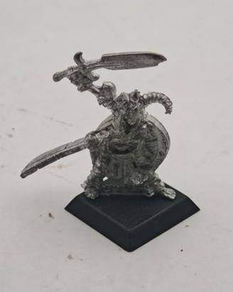 Miniatura Metallo Rackham Confrontation Guerriero 