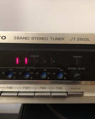 Sintonizzatore stereo analogico