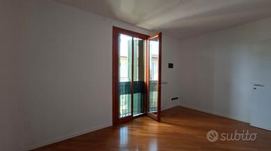 TRILOCALE CON BOX LIBERO SUBITO A RUDIANO (BS)