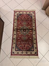 Tappeto in Stile Persiano con Frange