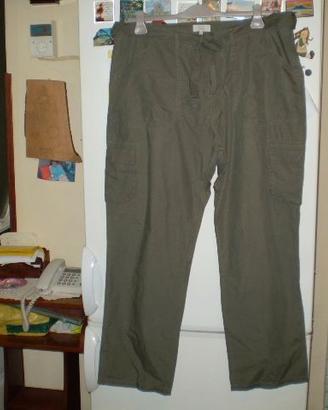 Pantaloni verde oliva taglia 51