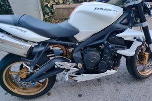 Triumph street triple 