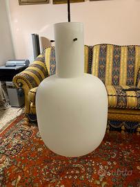 Splendido lampadario in vetro opalino ‘60