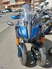 splendida Yamaha niken 