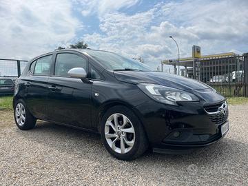 Opel Corsa 1.4 5 porte Black Edition