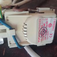 Alimentatore della lavatrice Ariston