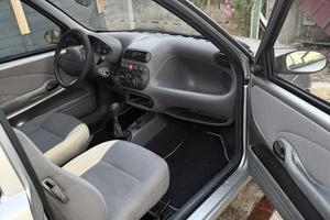 FIAT 600