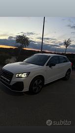 AUDI Q2 S-line 30 TDI