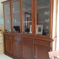 Credenza in noce a Roma 