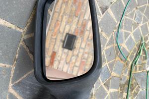 Specchietto fiat punto 176