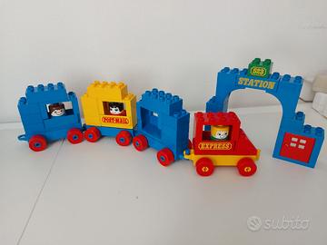LEGO DUPLO TRENINO 