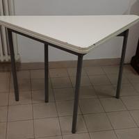 Tavolo quadrato salvaspazio