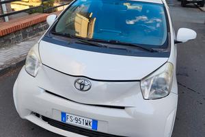 Toyota IQ Active 