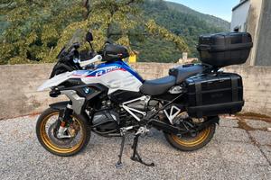 BMW R 1250 GS HP - valuto permuta con BMW R 1250 R