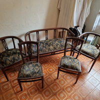 Salotto liberty in noce 1divano 2poltrone 2sedie